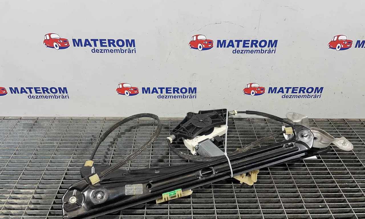 MACARA USA FATA DREAPTA VOLKSWAGEN GOLF VII 2012-2021