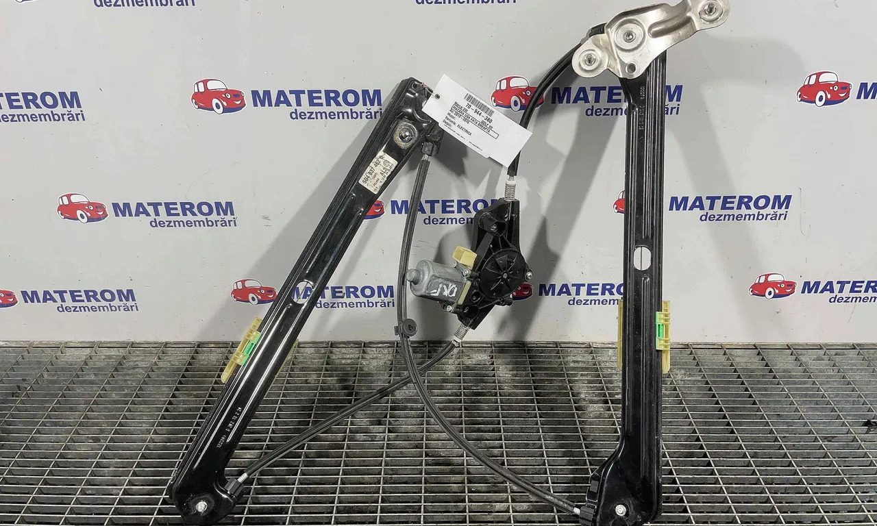 MACARA USA FATA DREAPTA VOLKSWAGEN GOLF VII 2012-2021