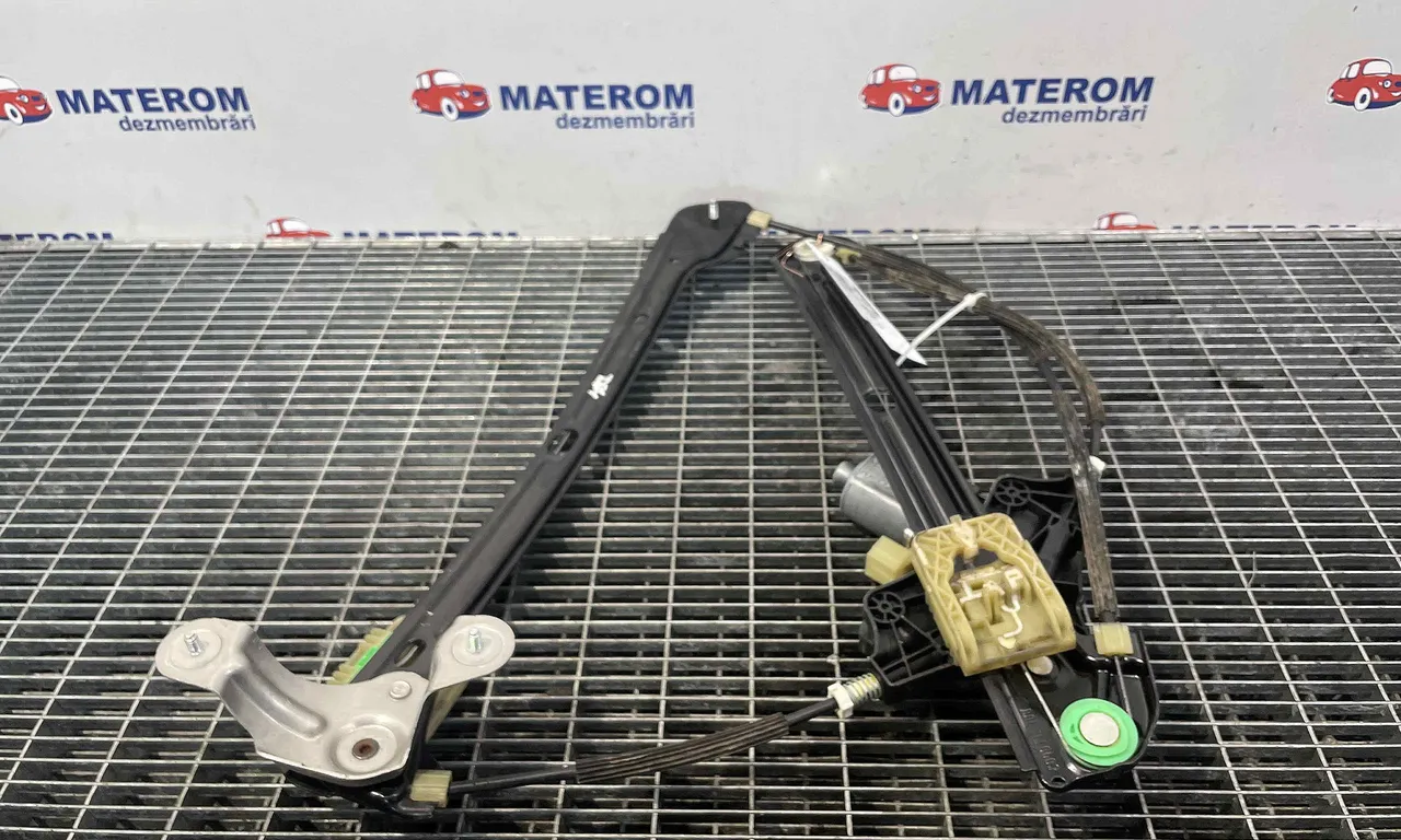 MACARA USA FATA DREAPTA VOLKSWAGEN GOLF VII 2012-2021