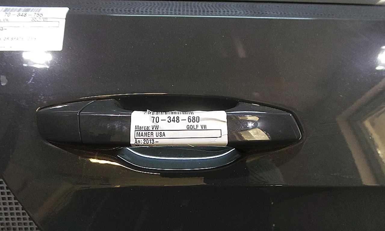 MANER USA SPATE DREAPTA VOLKSWAGEN GOLF VII 2012-2021