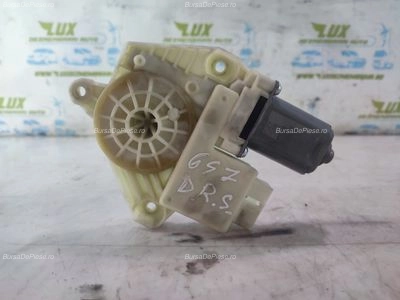 Motoras geam dreapta spate