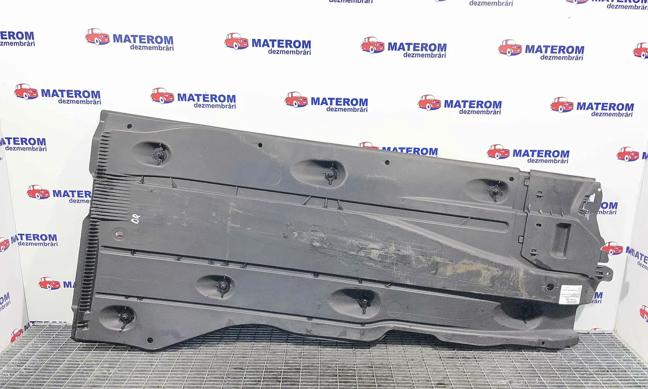 SCUT SUB MASINA VOLKSWAGEN GOLF VII 2012-2021