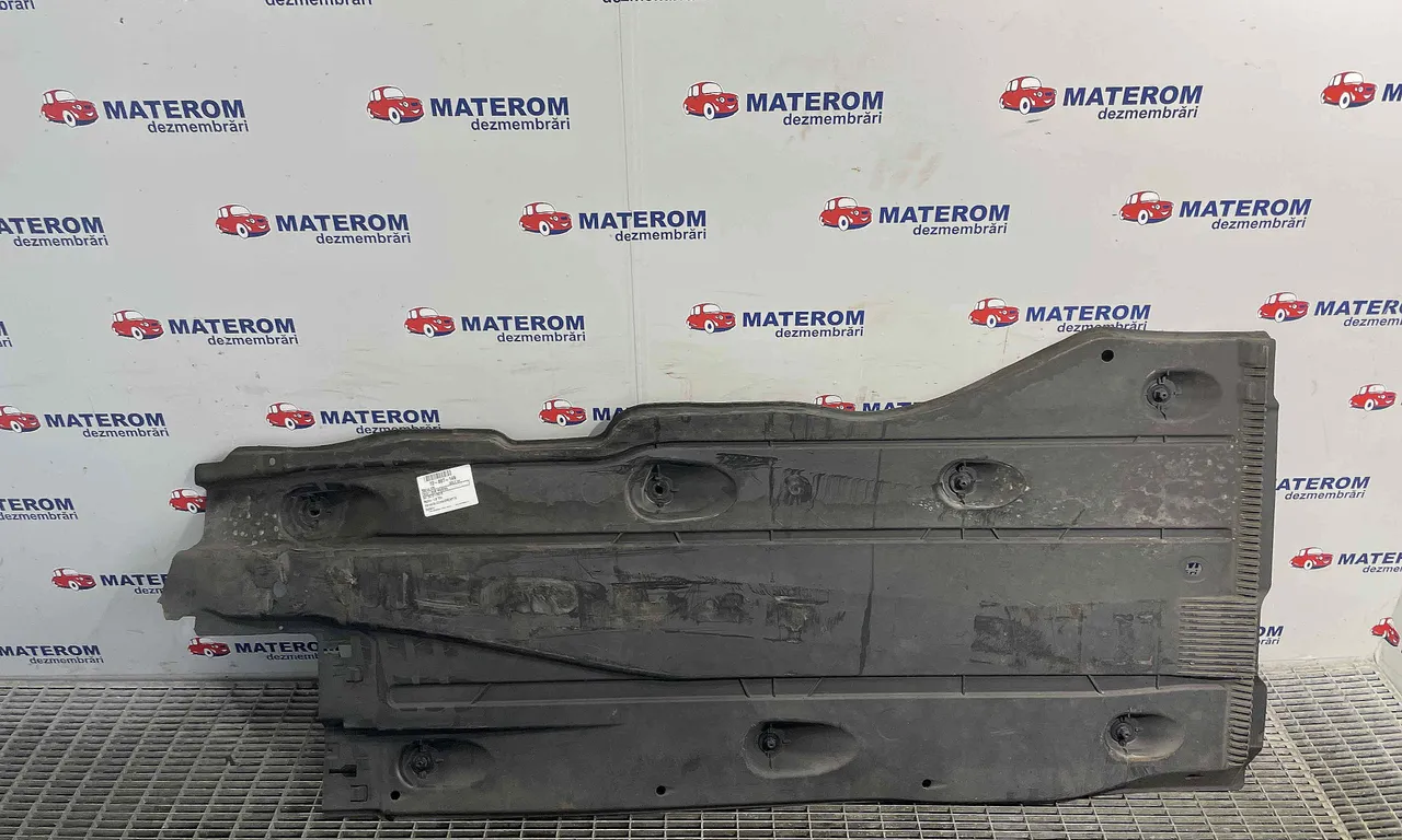 SCUT SUB MASINA VOLKSWAGEN GOLF VII 2012-2021