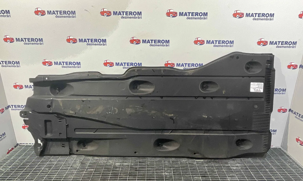 SCUT SUB MASINA VOLKSWAGEN GOLF VII 2012-2021