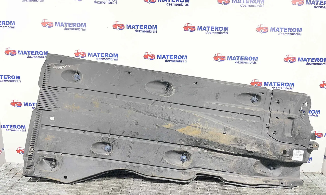SCUT SUB MASINA VOLKSWAGEN GOLF VII 2012-2021