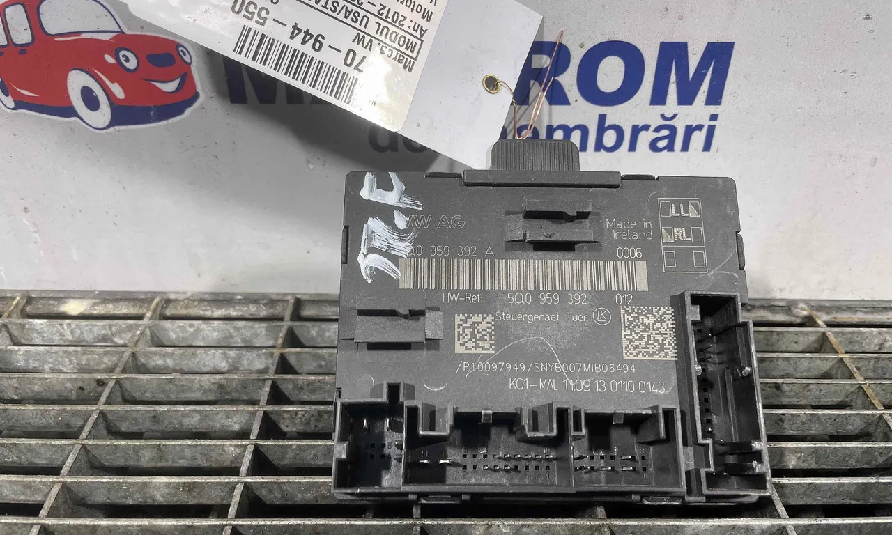MODUL USA/STANGA FATA VOLKSWAGEN GOLF VII 2012-2021