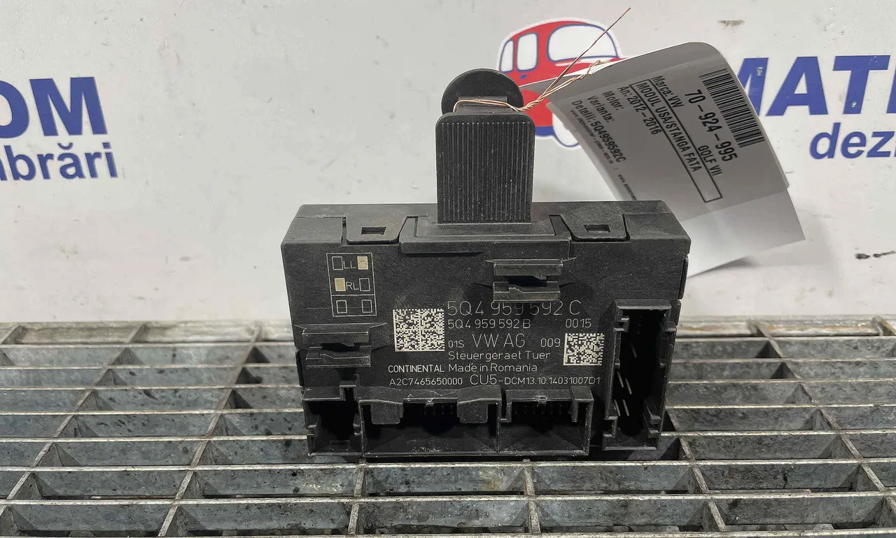 MODUL USA/STANGA FATA VOLKSWAGEN GOLF VII 2012-2021