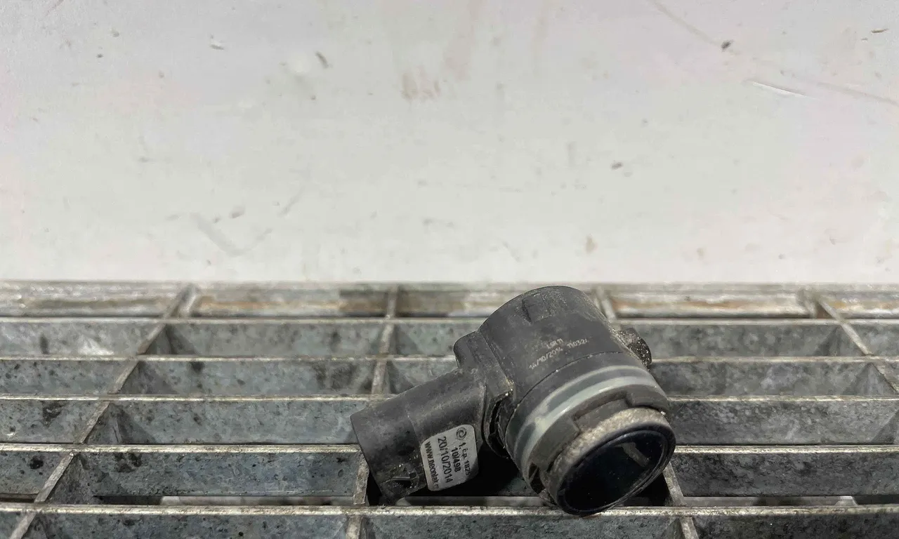 SENZOR PARCARE FATA VOLKSWAGEN GOLF VII 2012-2021