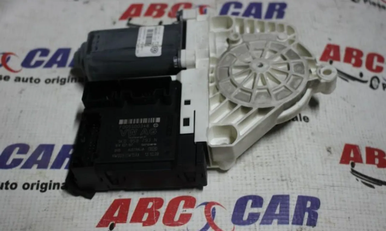 Motoras geam stanga fata VOLKSWAGEN JETTA V 2004-2013