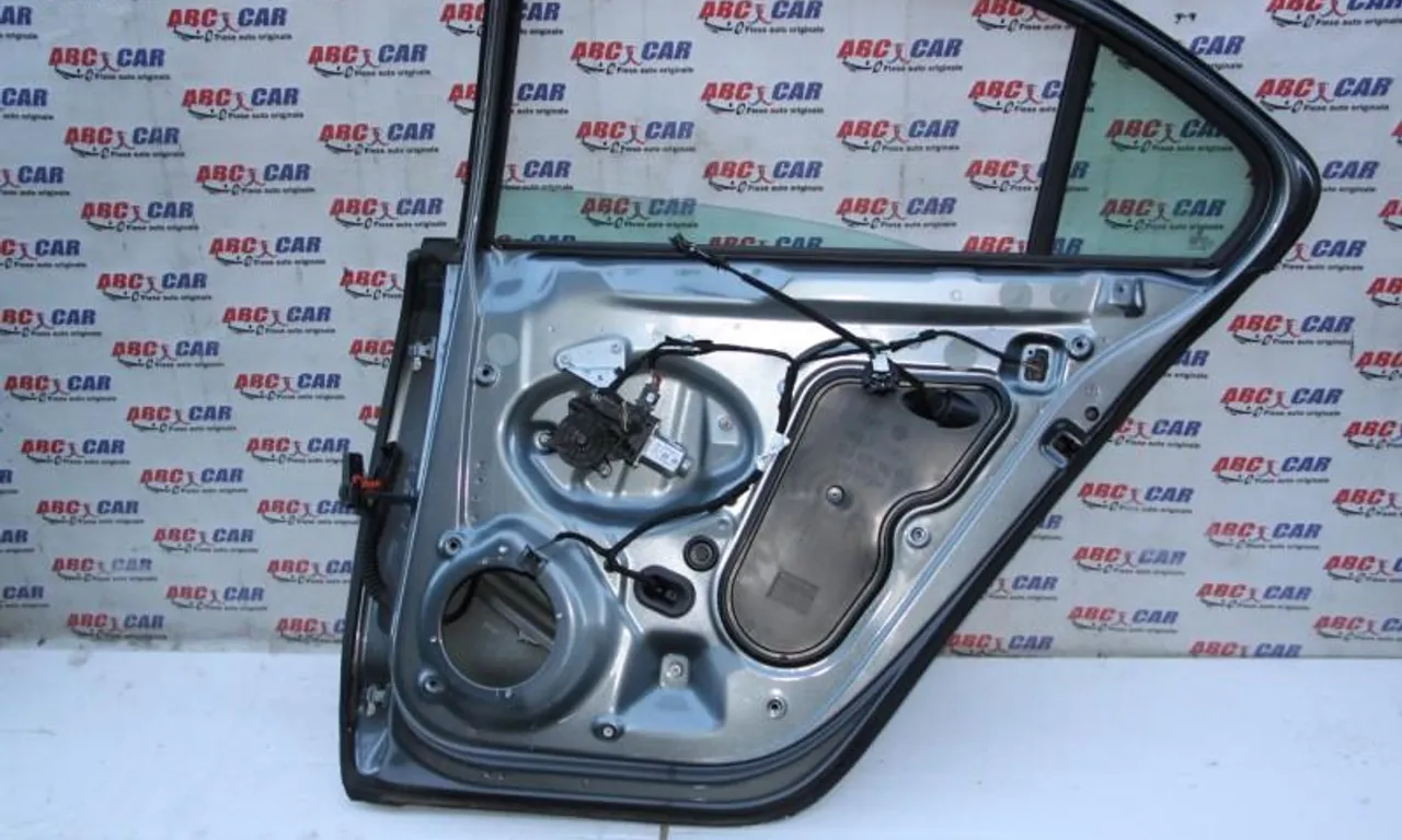 Macara usa dreapta spate VOLKSWAGEN JETTA VI 2008-2019