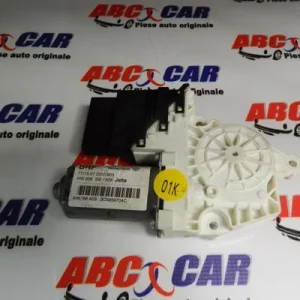 Motoras macara usa dreapta spate