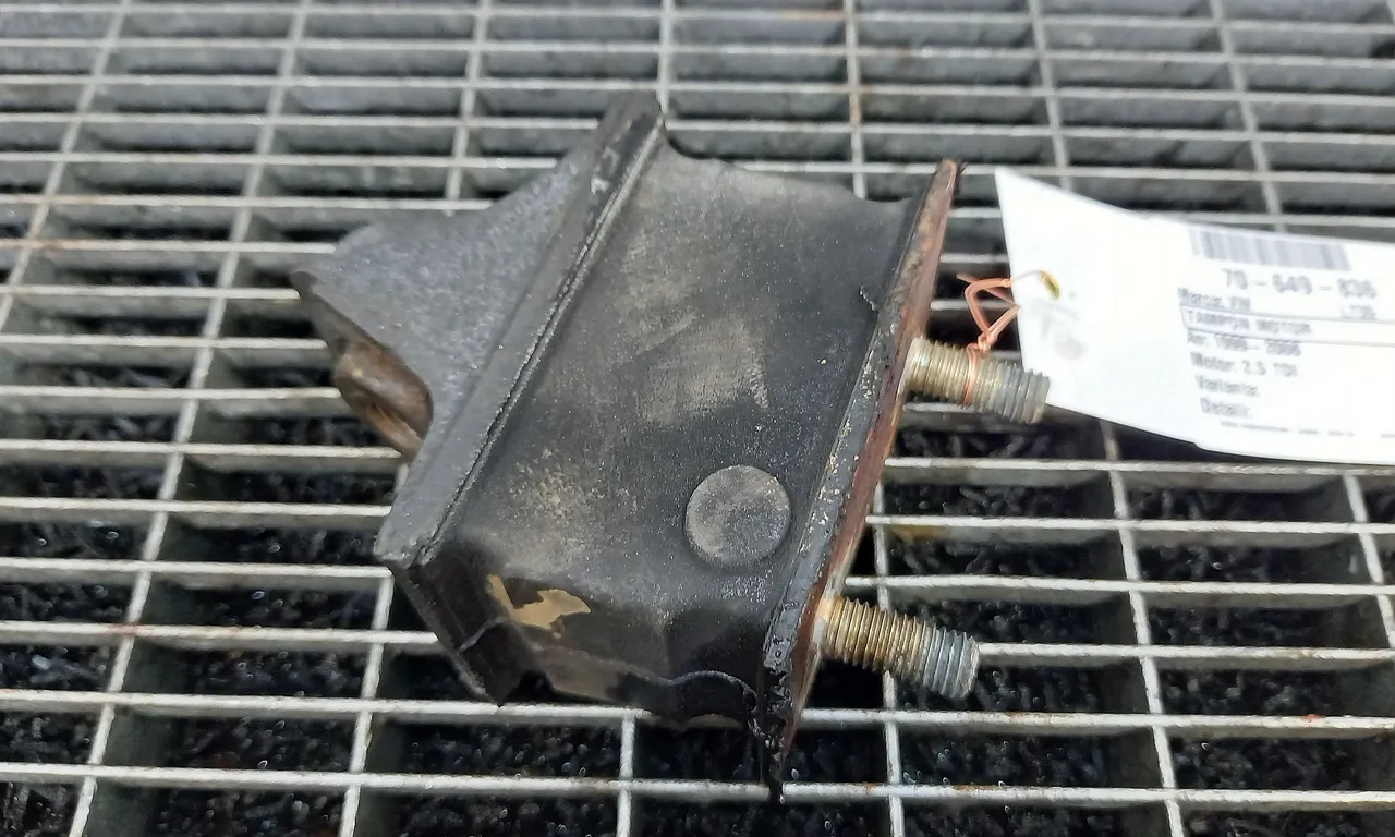 TAMPON MOTOR VOLKSWAGEN LT 28-35 II bus 1996-2006