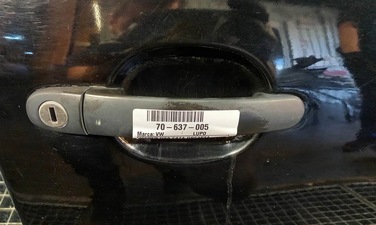 MANER USA FATA DREAPTA VOLKSWAGEN LUPO I 1998-2005
