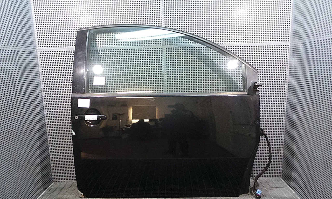 USA FATA DREAPTA VOLKSWAGEN NEW BEETLE 1998-2012
