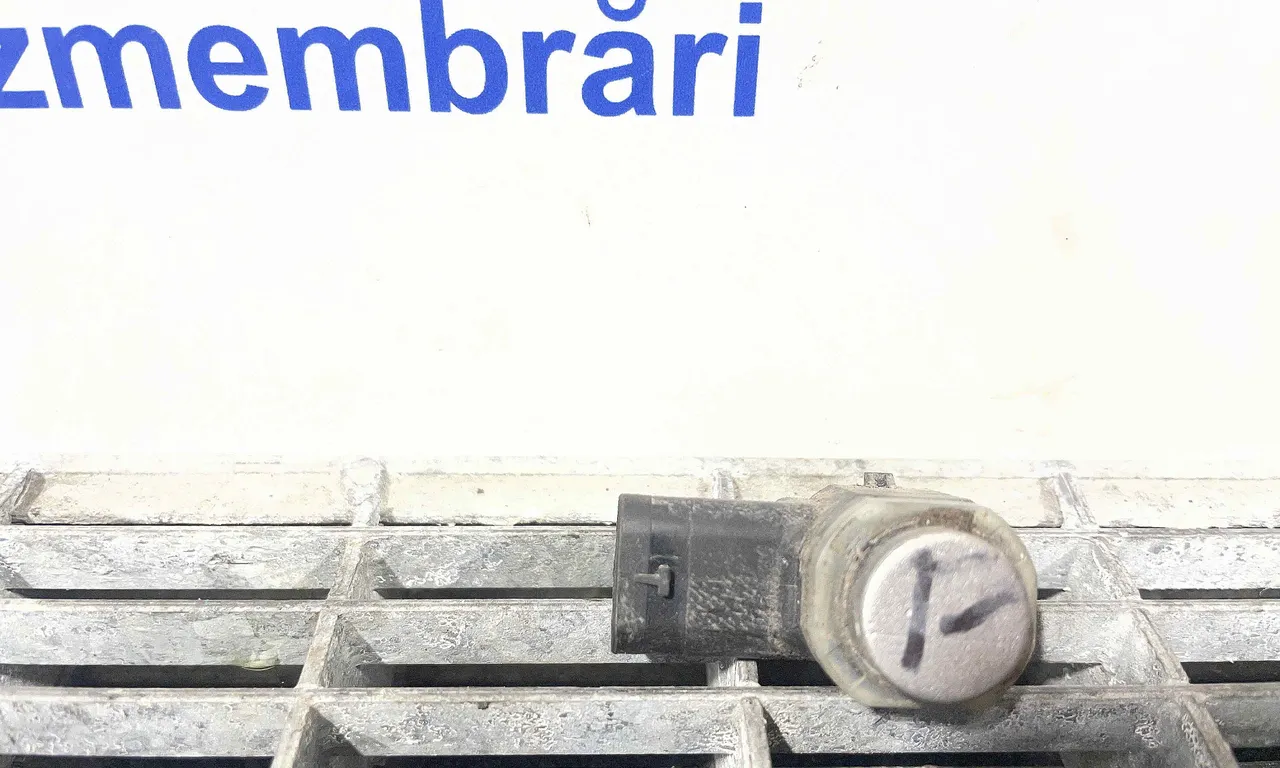 SENZOR PARCARE FATA VOLKSWAGEN PASSAT ALLTRACK B7 2012-2014