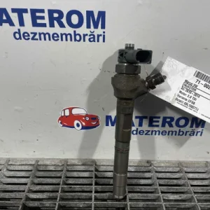 INJECTOR VOLKSWAGEN PASSAT ALLTRACK B7 2.0 2012-2014 oe-03L130277J, vedere frontata