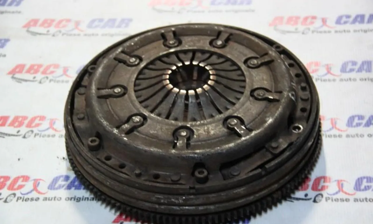 Kit ambreiaj VOLKSWAGEN PASSAT B3/B4 1988-1996