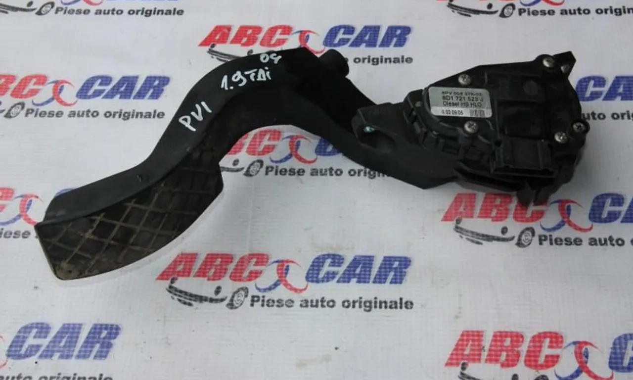 Pedala acceleratie VOLKSWAGEN PASSAT B5 1996-2001