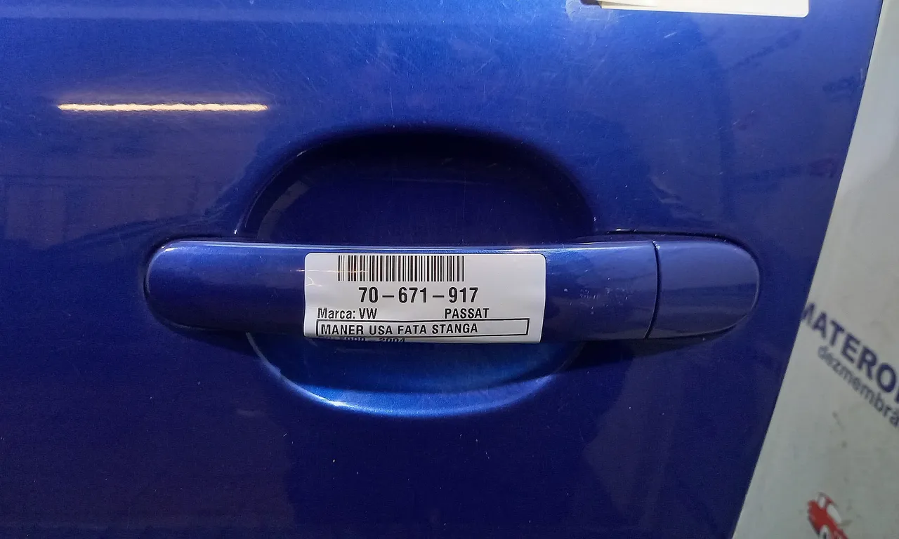 MANER USA FATA STANGA VOLKSWAGEN PASSAT B5.5 2000-2005