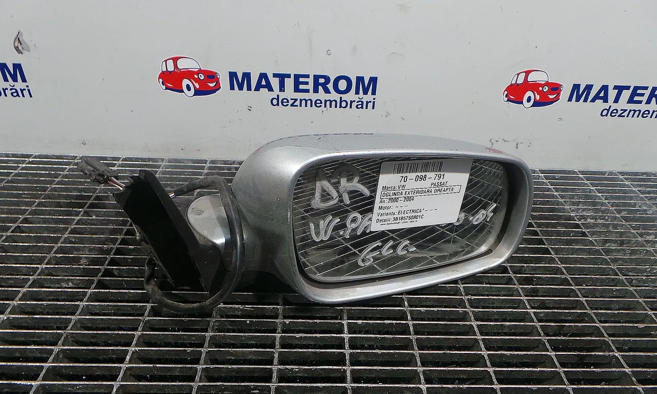 OGLINDA EXTERIOARA DREAPTA VOLKSWAGEN PASSAT B5.5 2000-2005
