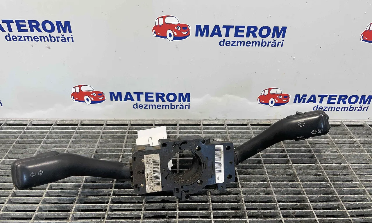 BLOC SEMNALIZARE VOLKSWAGEN PASSAT B5.5 2000-2005