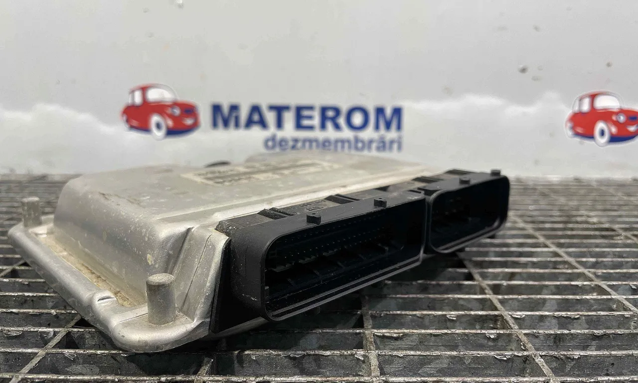 CALCULATOR MOTOR VOLKSWAGEN PASSAT B5.5 2000-2005
