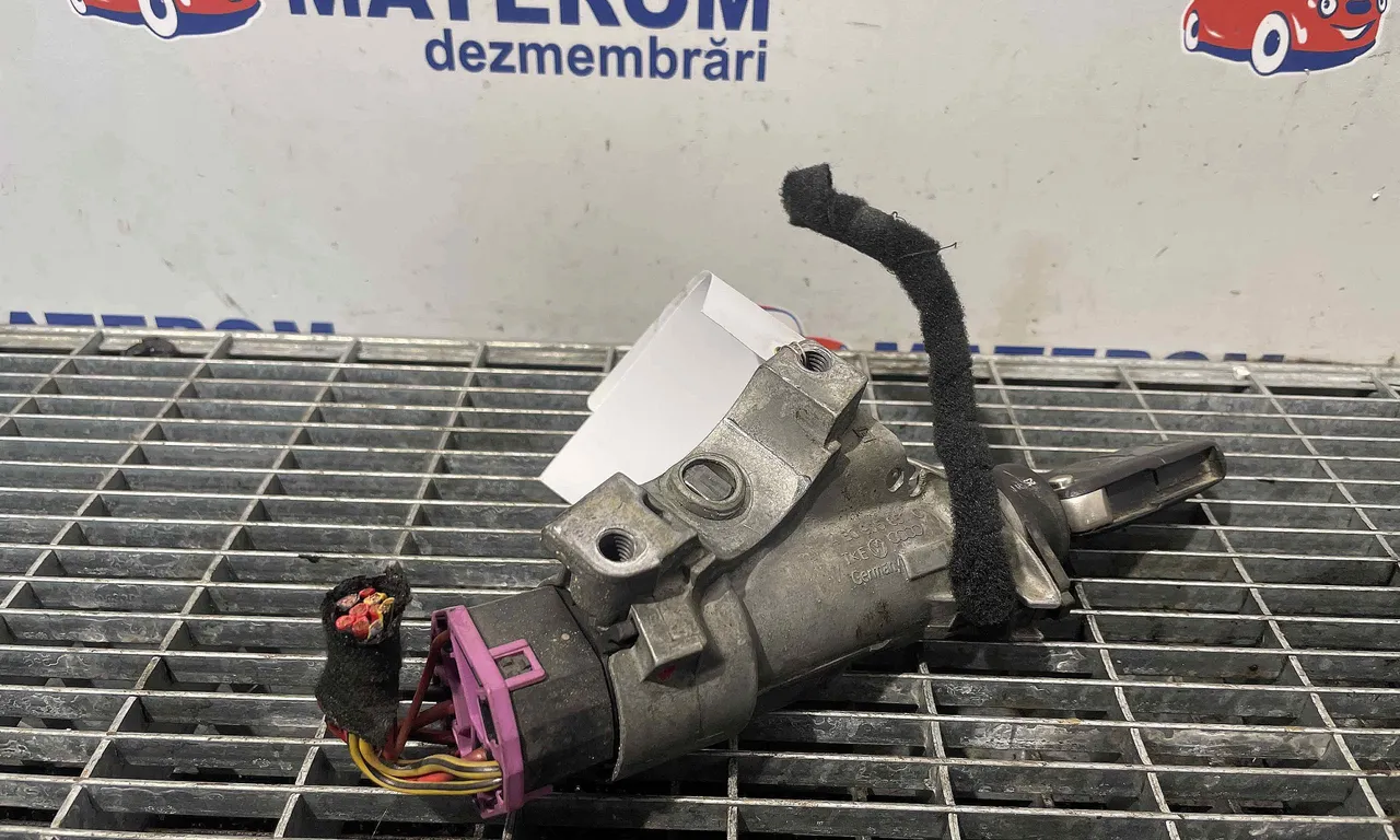 CONTACT PORNIRE VOLKSWAGEN PASSAT B5.5 2000-2005