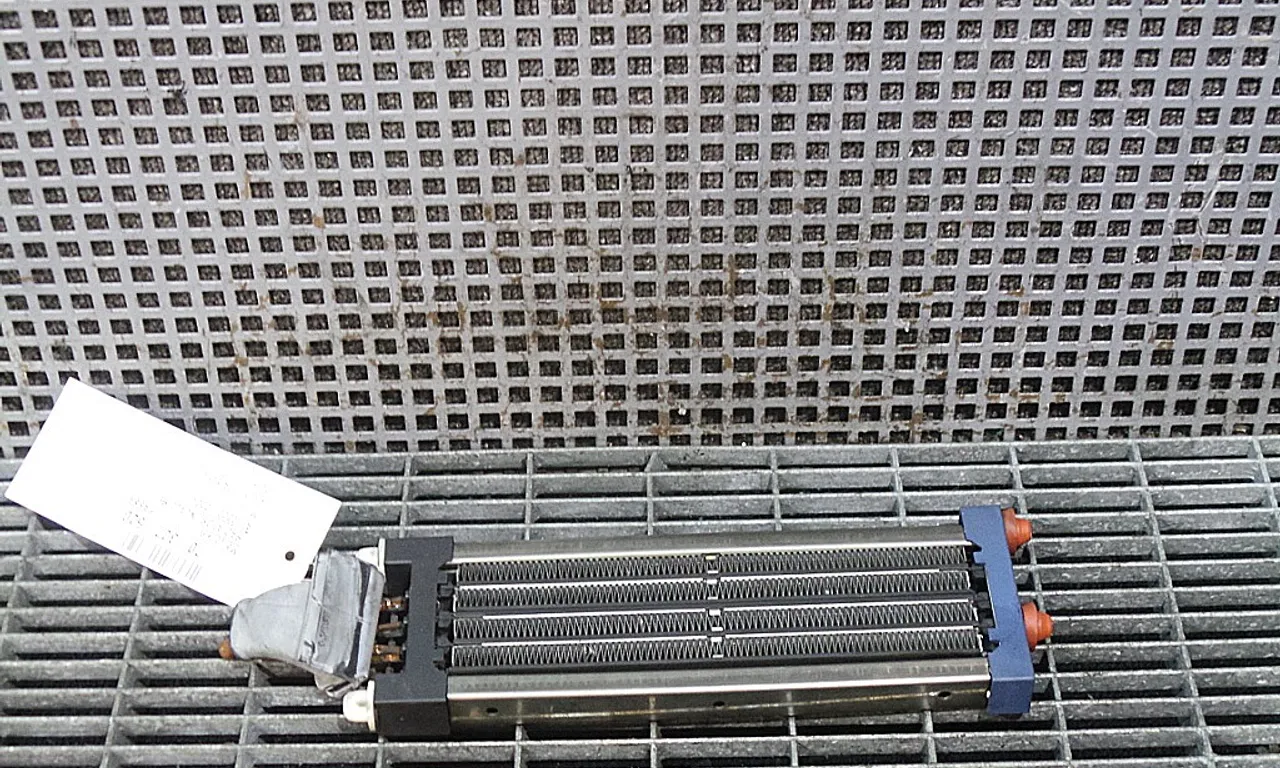 RADIATOR INCALZIRE VOLKSWAGEN PASSAT B5.5 2000-2005
