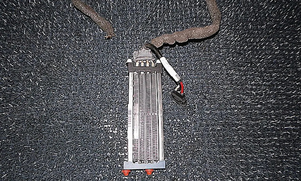 RADIATOR INCALZIRE VOLKSWAGEN PASSAT B5.5 2000-2005
