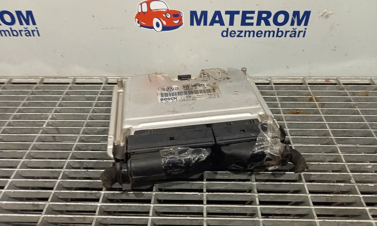 CALCULATOR MOTOR VOLKSWAGEN PASSAT B5.5 Variant 2000-2005