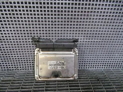 CALCULATOR MOTOR VOLKSWAGEN PASSAT B5.5 Variant 1.9 2000-2005 oe 038906019KE, vedere frontata