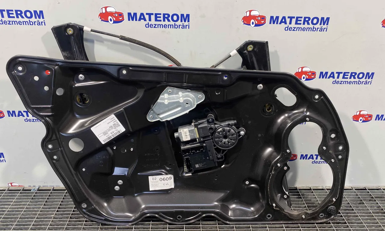 MACARA USA FATA STANGA VOLKSWAGEN PASSAT B6 2005-2011