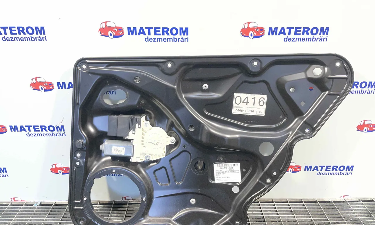 MACARA USA SPATE DREAPTA VOLKSWAGEN PASSAT B6 2005-2011