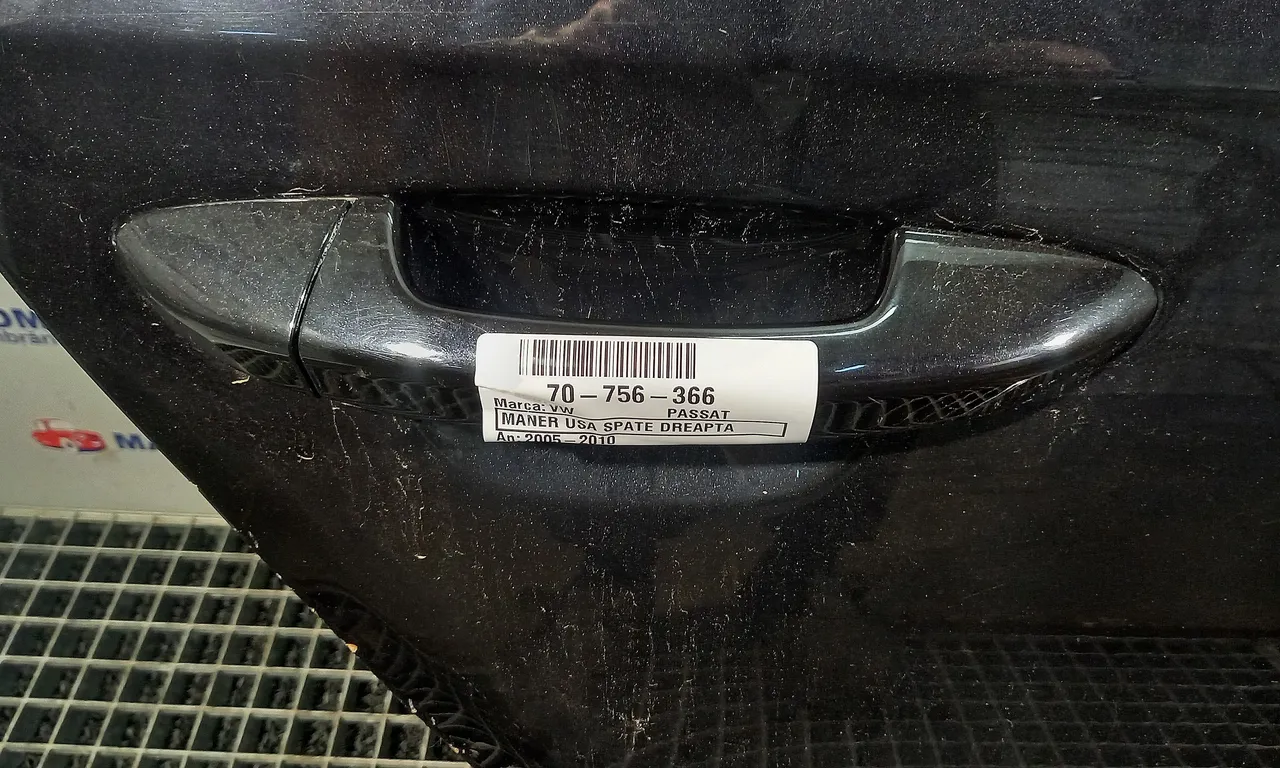 MANER USA SPATE DREAPTA VOLKSWAGEN PASSAT B6 2005-2011