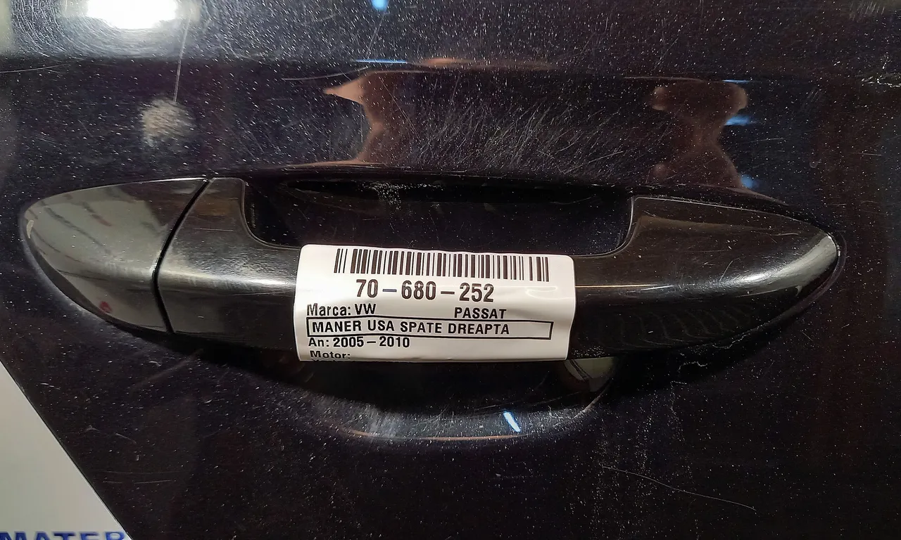 MANER USA SPATE DREAPTA VOLKSWAGEN PASSAT B6 2005-2011
