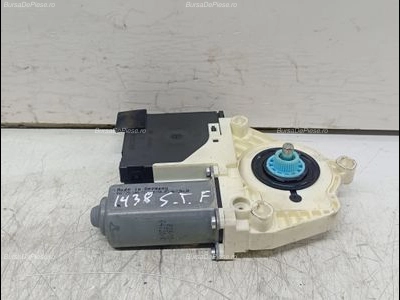 Motoras geam stanga fata