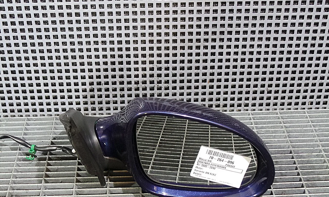 OGLINDA EXTERIOARA DREAPTA VOLKSWAGEN PASSAT B6 2005-2011