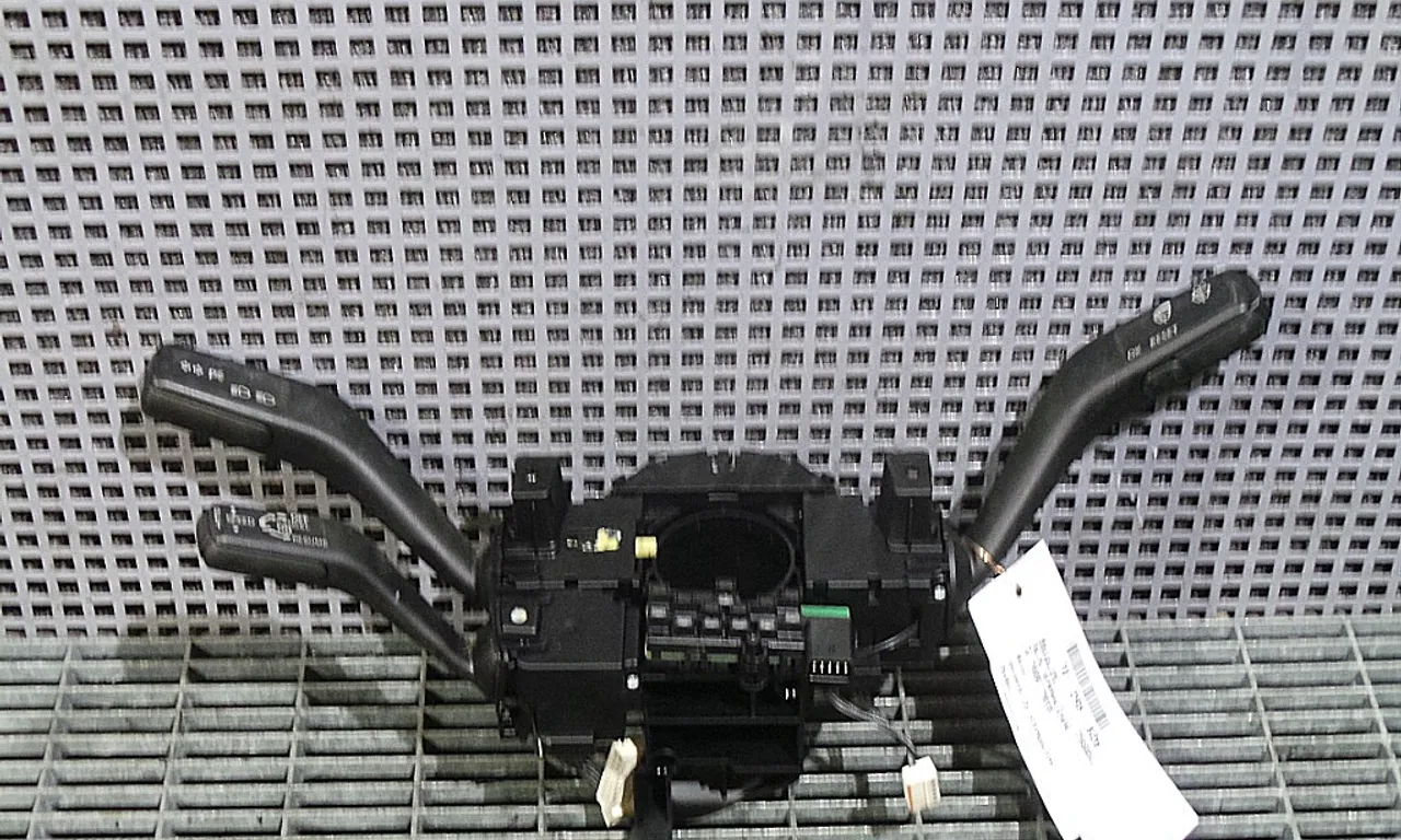 BLOC SEMNALIZARE VOLKSWAGEN PASSAT B6 2005-2011