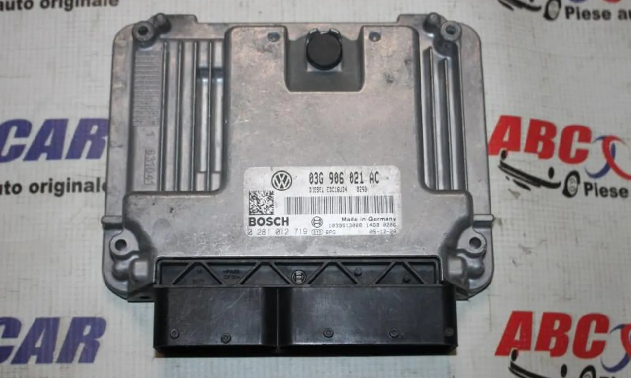 Calculator motor VOLKSWAGEN PASSAT B6 2005-2011