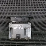 CALCULATOR MOTOR VOLKSWAGEN PASSAT B6 1.9 2005-2011 oe-03G906021DP, vedere laterala