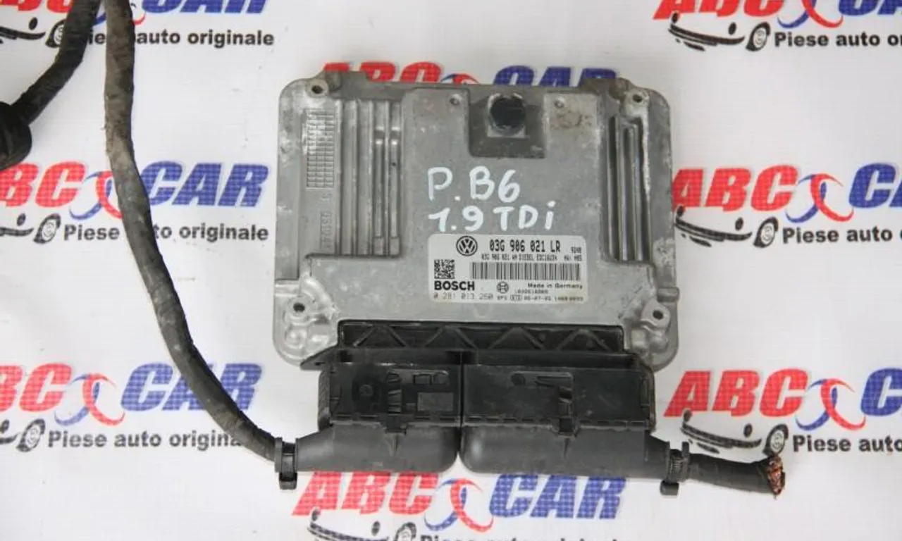 Calculator motor VOLKSWAGEN PASSAT B6 2005-2011