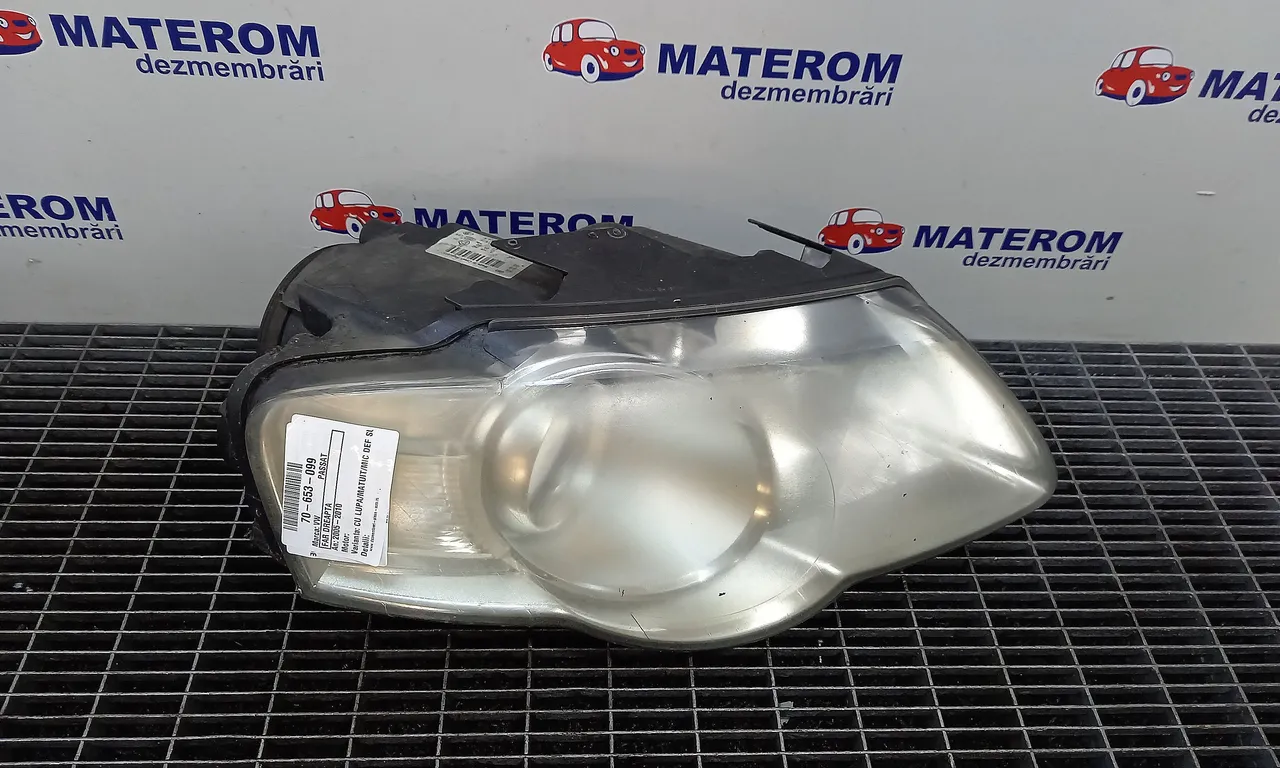 FAR DREAPTA VOLKSWAGEN PASSAT B6 2005-2011