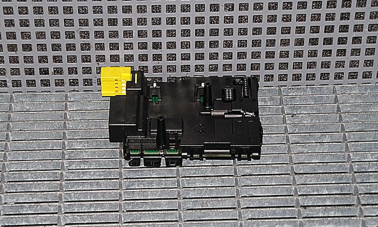 MODUL COLOANA VOLAN VOLKSWAGEN PASSAT B6 2005-2011