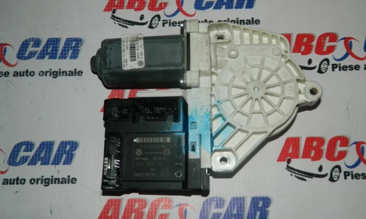 Motoras usa dreapta fata VOLKSWAGEN PASSAT B6 2005-2011