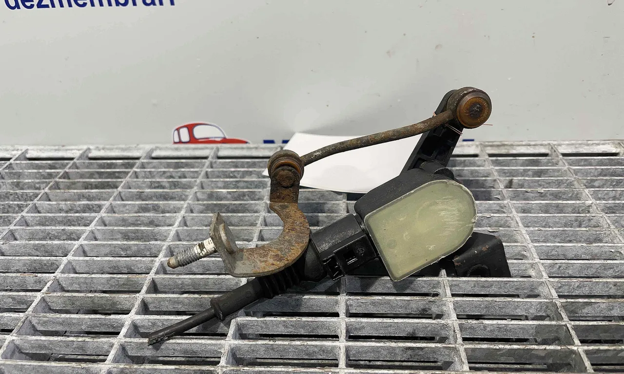 SENZOR REGLARE FAR VOLKSWAGEN PASSAT B6 2005-2011