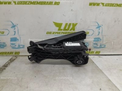 Pedala acceleratie