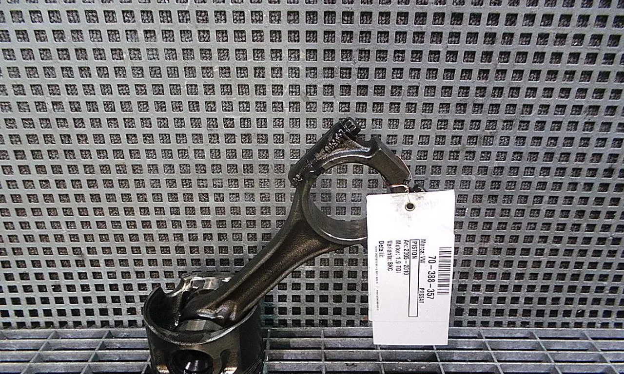 BIELA MOTOR VOLKSWAGEN PASSAT B6 2005-2011