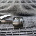 PISTON VOLKSWAGEN PASSAT B6 1.9 TDI 2005-2011, vedere frontata