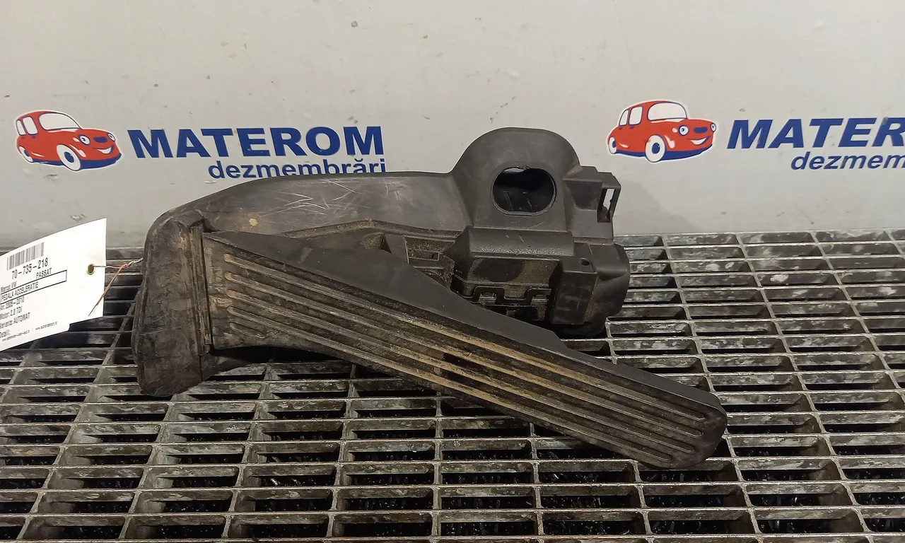 PEDALA ACCELERATIE VOLKSWAGEN PASSAT B6 2005-2011