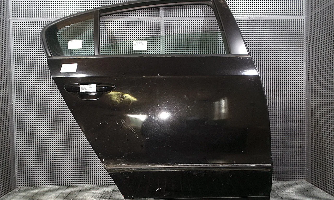 USA SPATE DREAPTA VOLKSWAGEN PASSAT B6 Variant 2005-2011